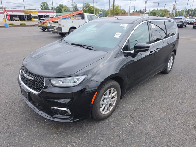 Used 2026 Chrysler Pacifica Select FWD image 7