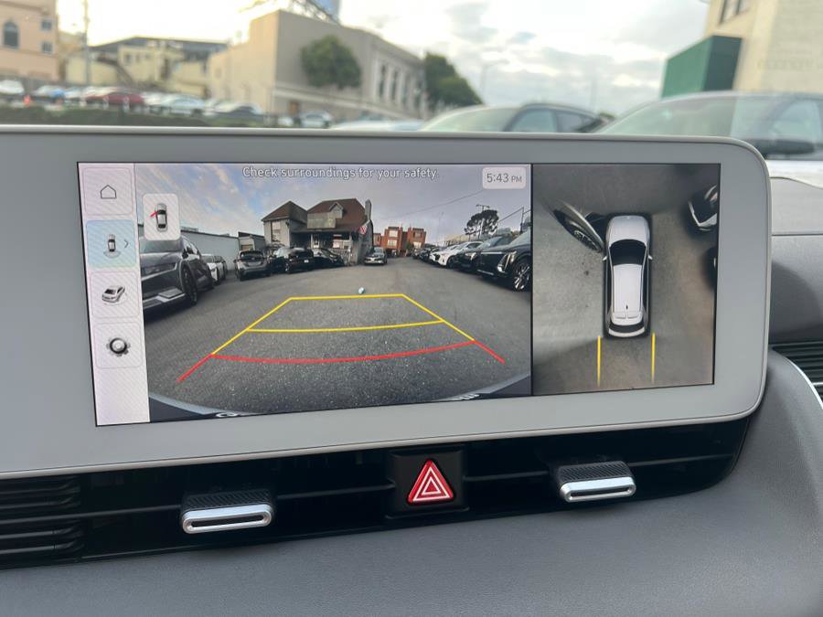 Used 2024 Hyundai Ioniq 5 Limited image 26