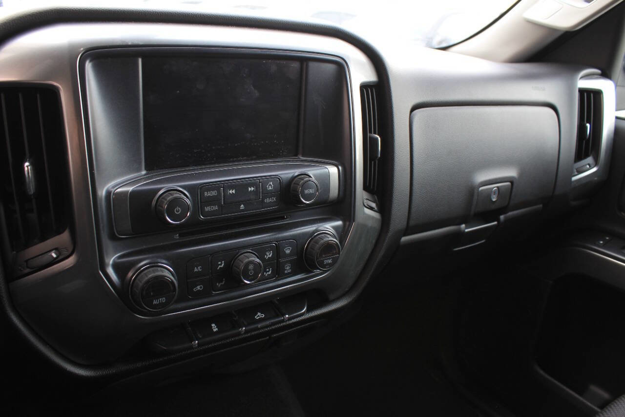 Used 2018 Chevrolet Silverado 1500 LT w/ All Star Edition RWD image 20