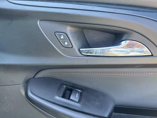 Used 2023 Chevrolet TrailBlazer RS w/ Sun and Liftgate Package image 20