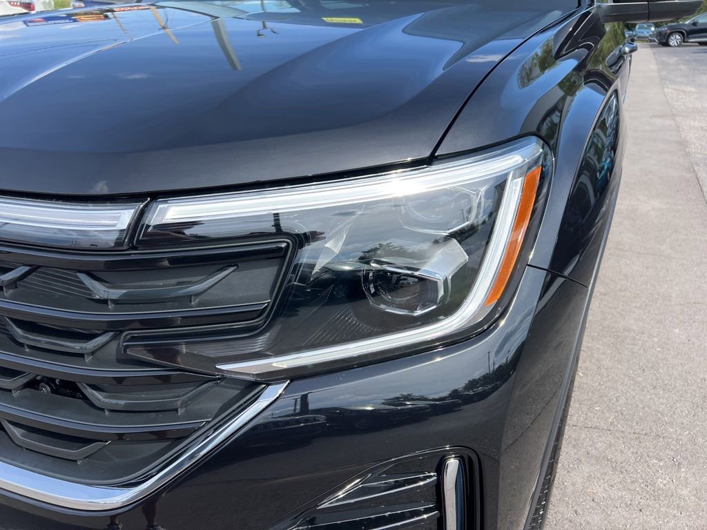 New 2026 Volkswagen Atlas SEL Premium R-Line image 9