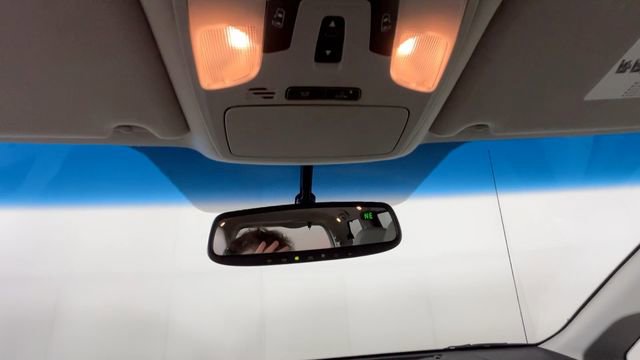 Used 2012 Toyota Sienna XLE FWD image 36