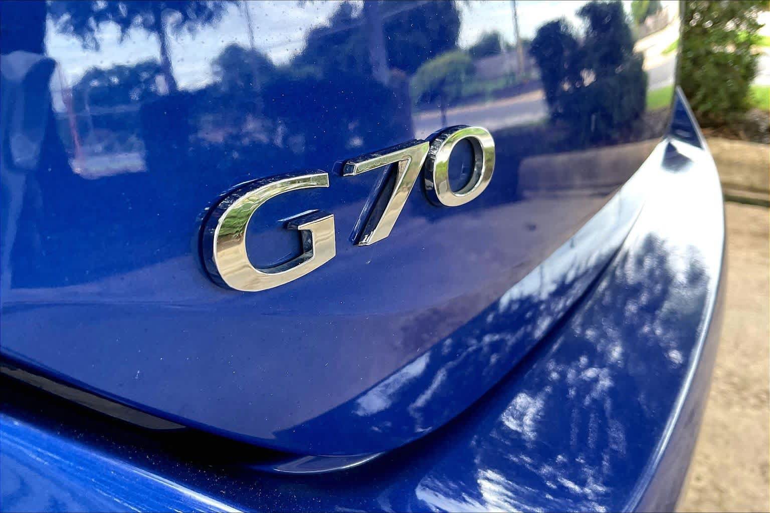 Used 2022 Genesis G70 2.0T RWD image 10