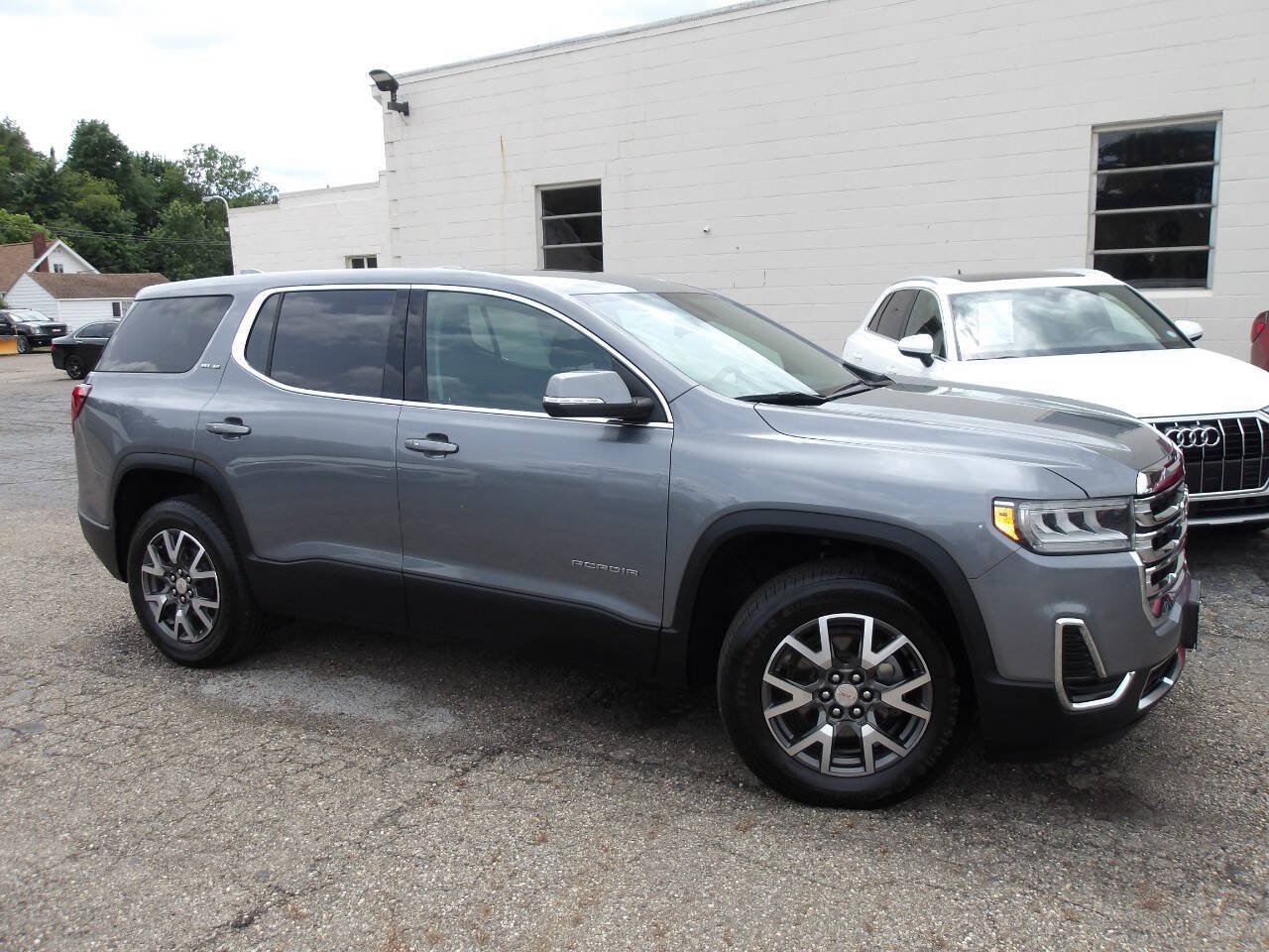 Used 2020 GMC Acadia SLE AWD/4WD image 8