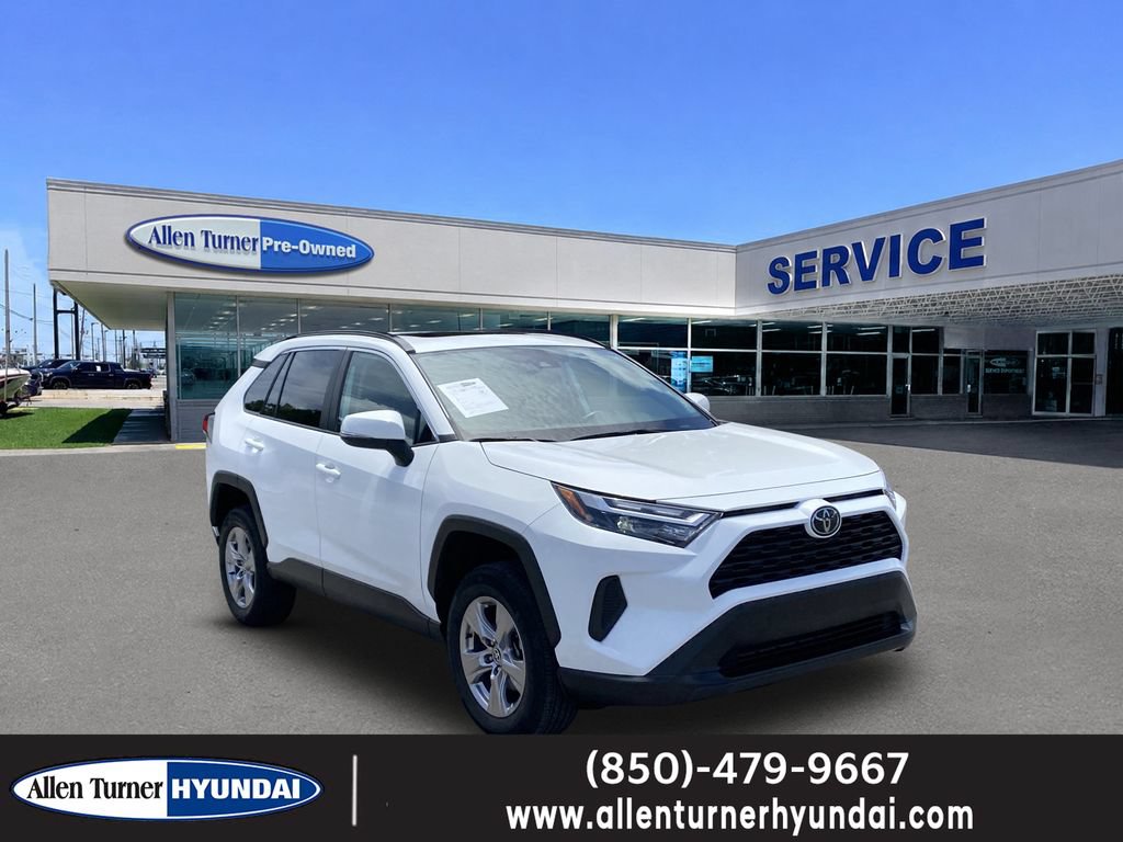 Used 2023 Toyota RAV4 XLE w/ Convenience Package FWD image 1
