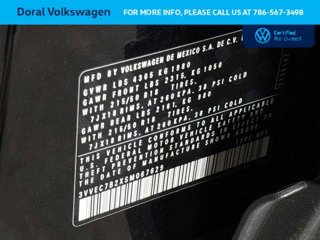 Used 2025 Volkswagen Taos SE FWD image 29