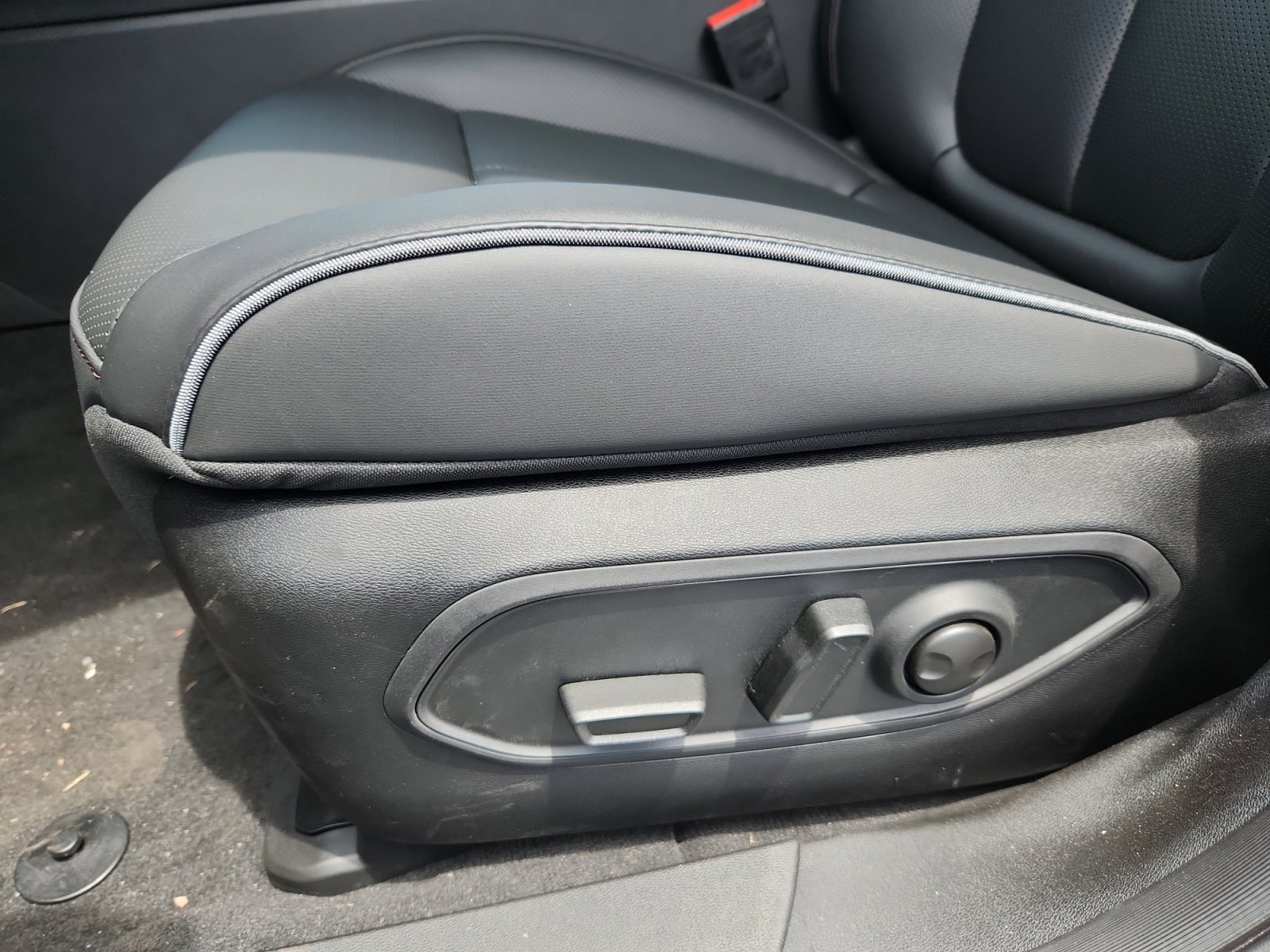 New 2025 Jeep Wagoneer S Limited image 14