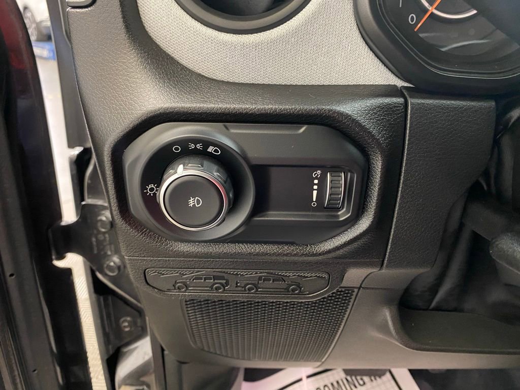 Used 2024 Jeep Wrangler Sport image 20