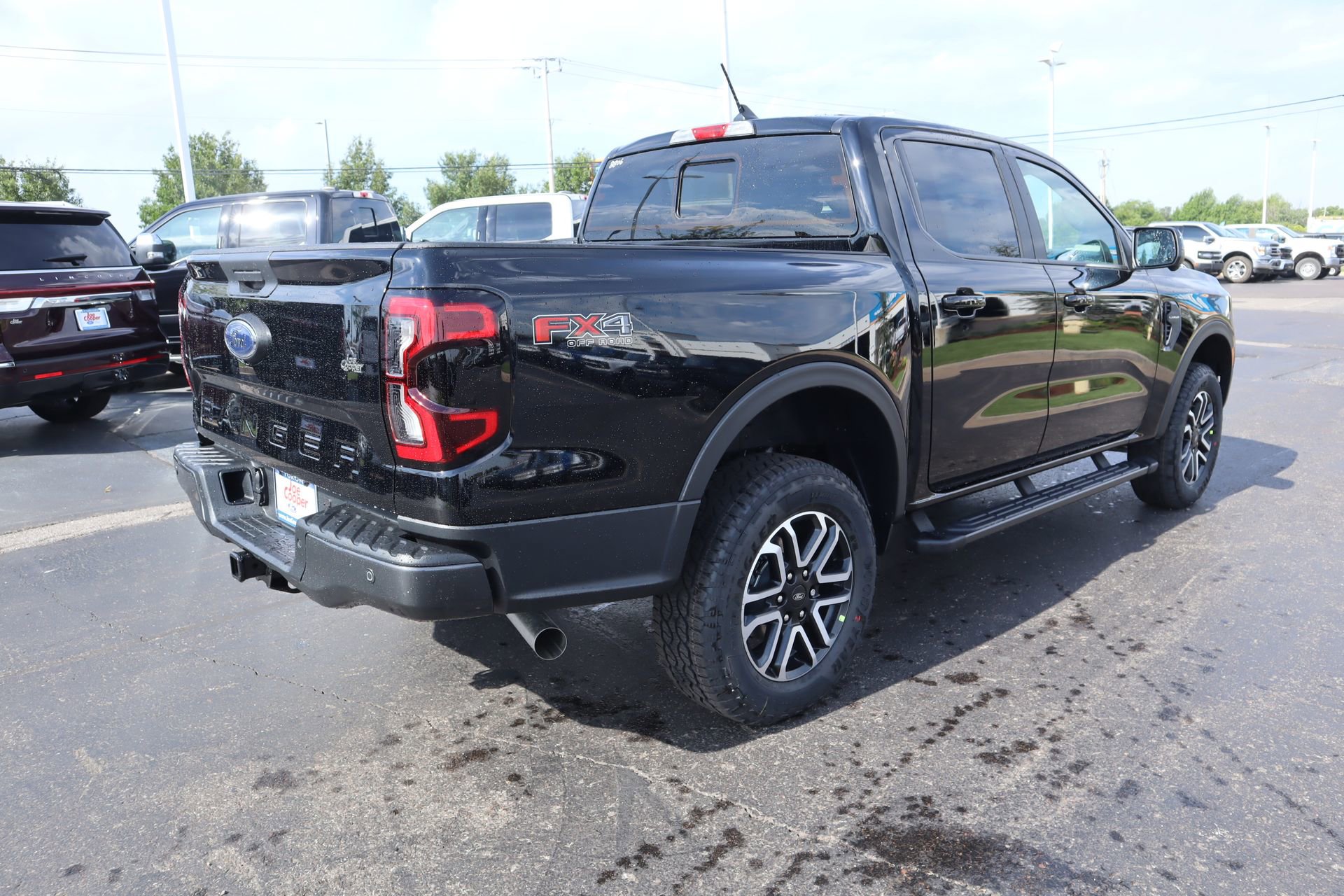 New 2026 Ford Ranger Lariat w/ FX4 Off-Road Package AWD/4WD image 22