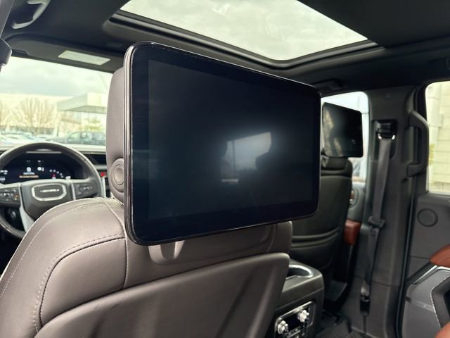 Used 2023 GMC Yukon Denali Ultimate image 25
