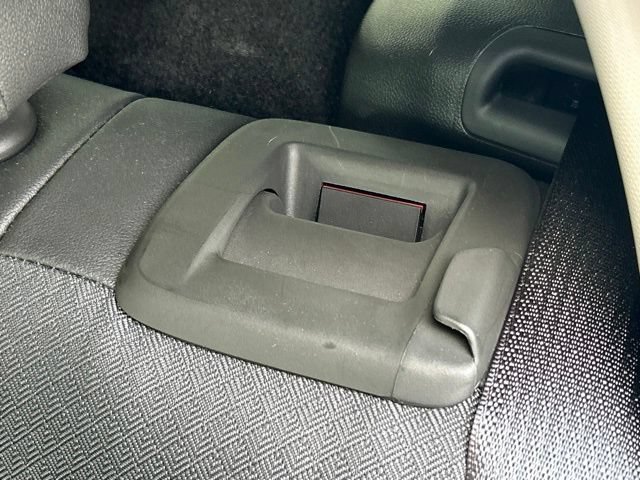 Used 2023 Buick Encore GX Preferred w/ Cold Weather Comfort Package AWD/4WD image 29