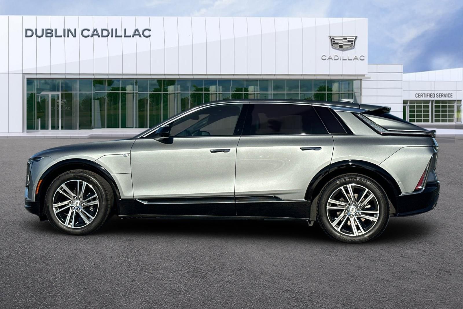 Certified 2024 Cadillac Lyriq Luxury image 7