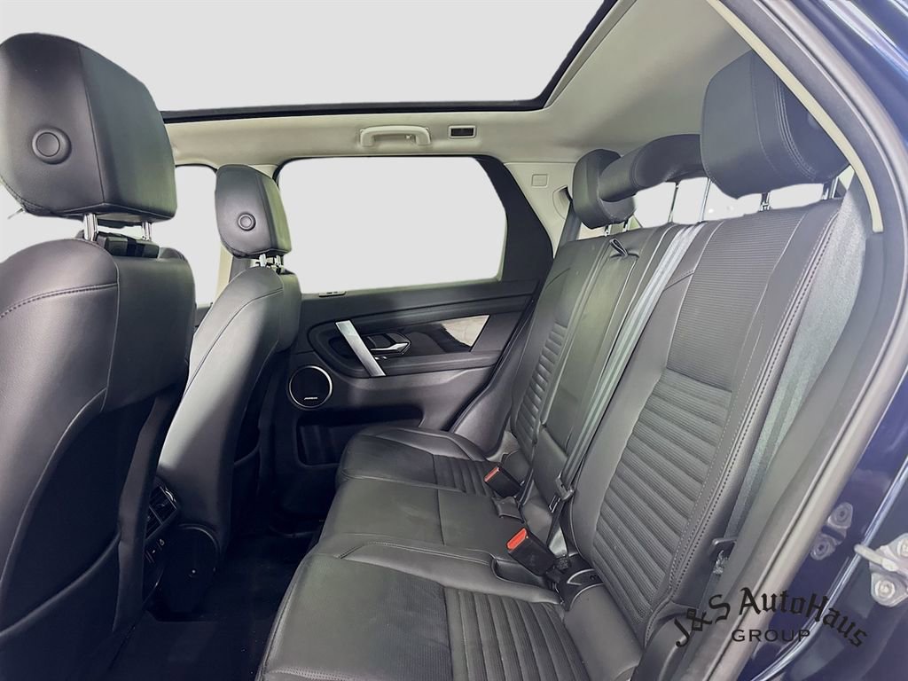 Used 2023 Land Rover Discovery Sport S image 26