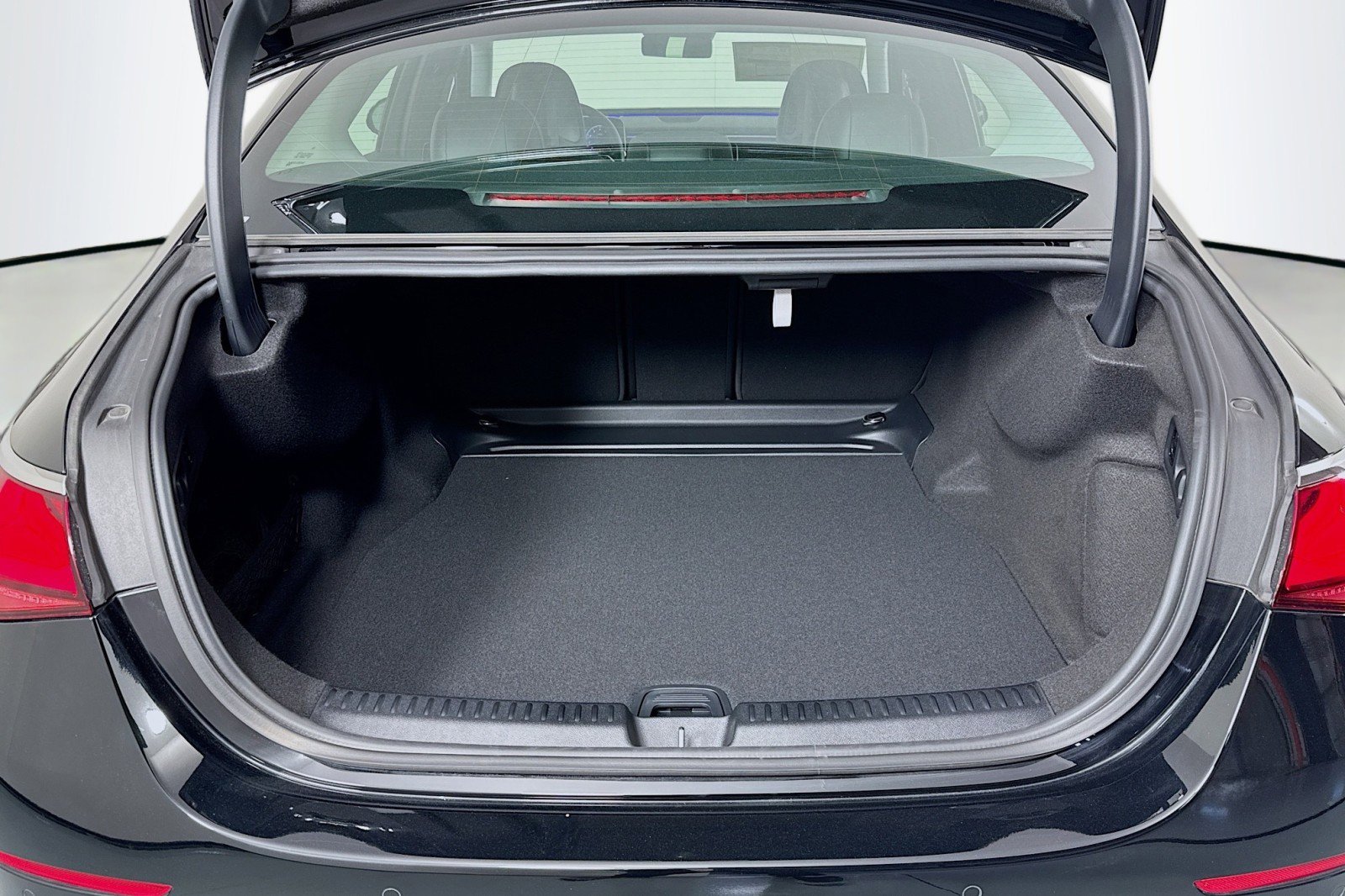 New 2025 Mercedes-Benz E 350 Sedan image 22