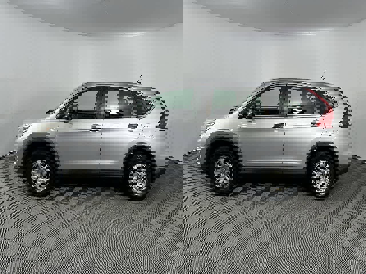 Used 2015 Honda CR-V LX image 5