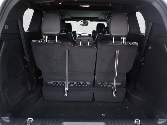 New 2026 Chrysler Pacifica Limited w/ Uconnect Theater Family Group image 8