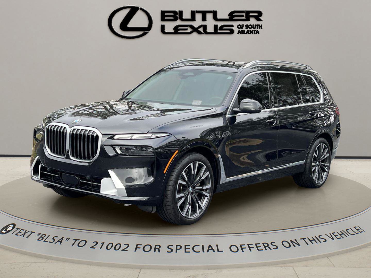 Used 2025 BMW X7 xDrive40i w/ Premium Package image 9