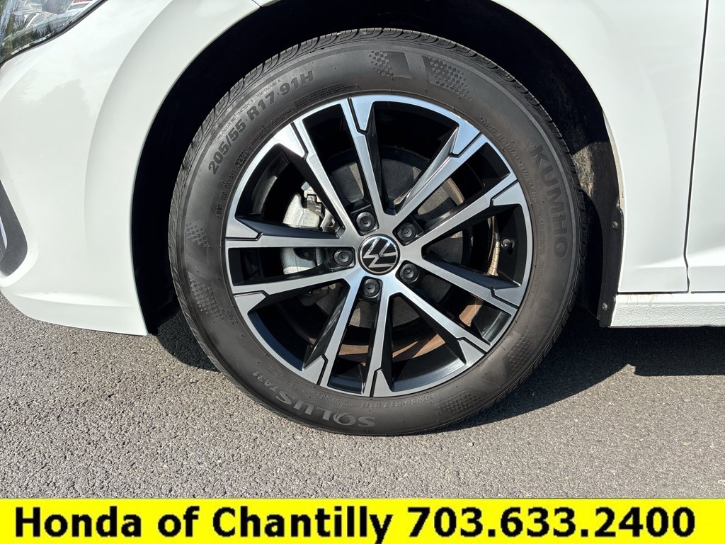 Used 2023 Volkswagen Jetta Sport FWD image 30