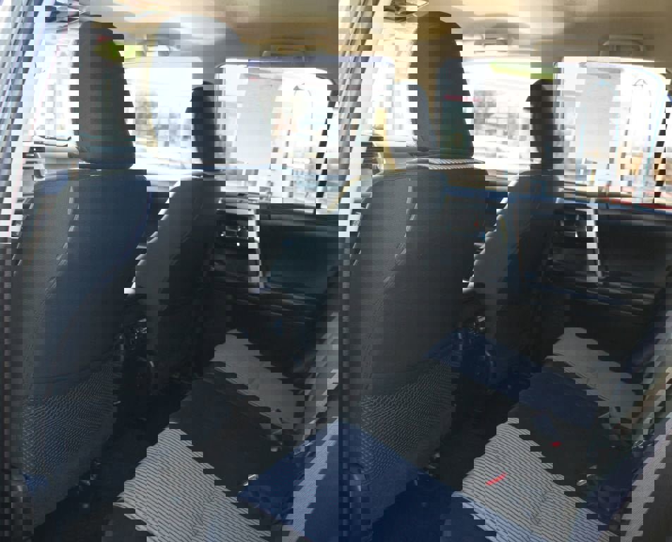 Used 2017 Toyota 4Runner SR5 image 10