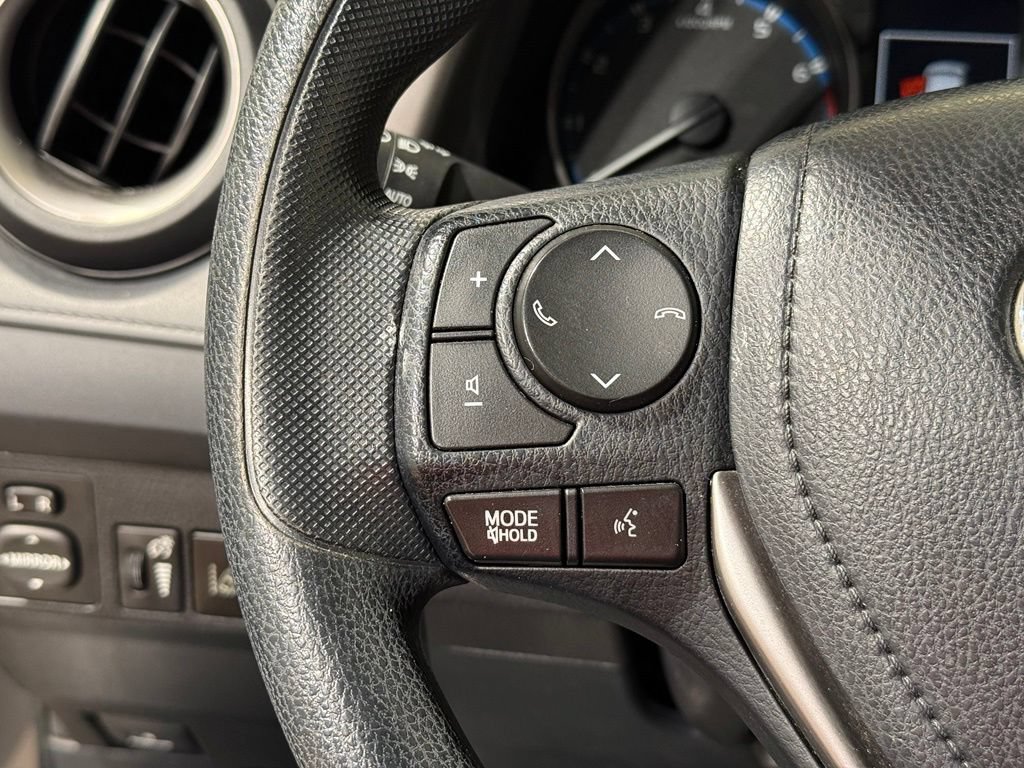 Used 2018 Toyota RAV4 LE w/ All Weather Liner Package AWD/4WD image 22