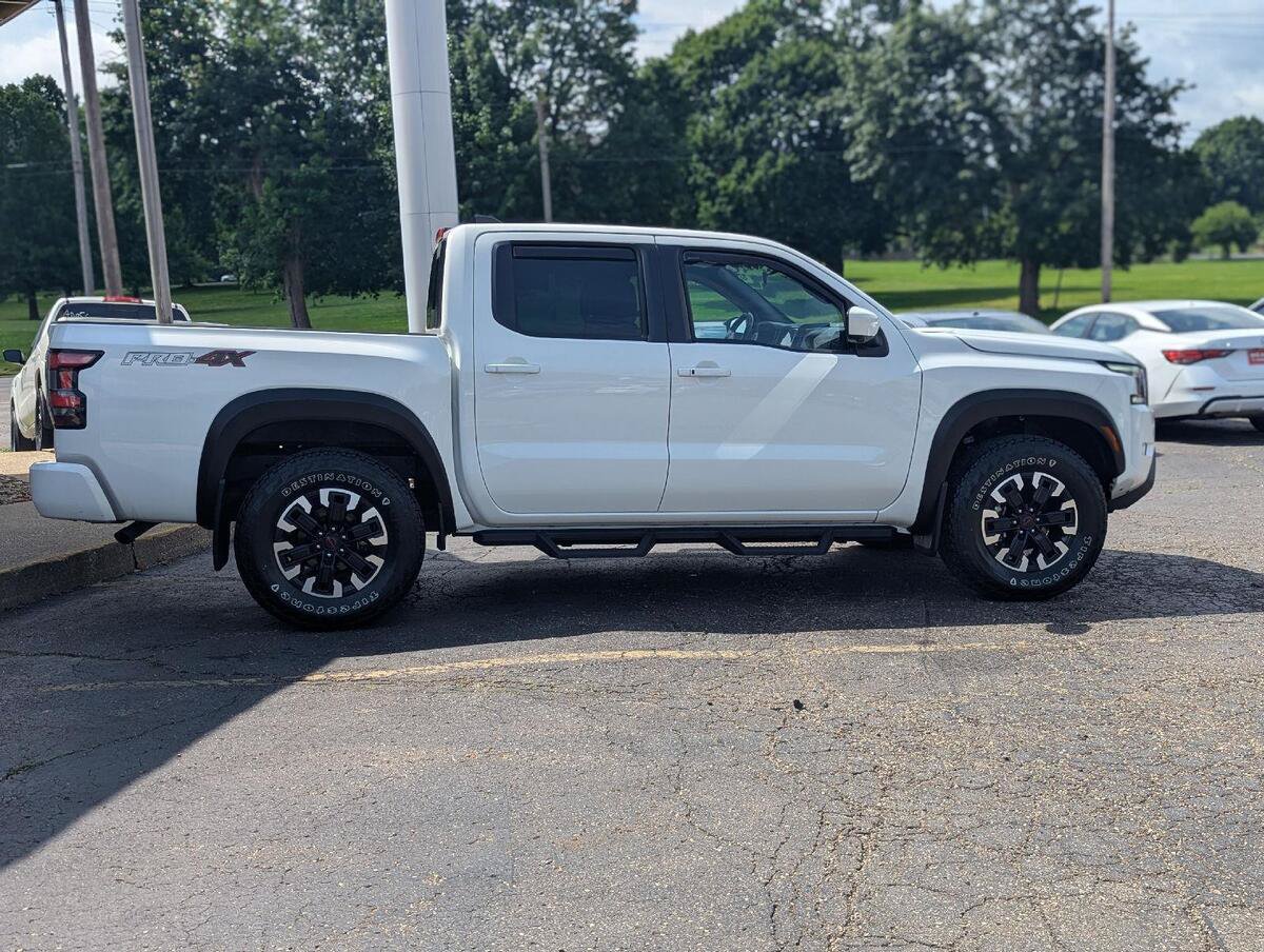 Used 2023 Nissan Frontier PRO-4X w/ Pro Convenience Package AWD/4WD image 11
