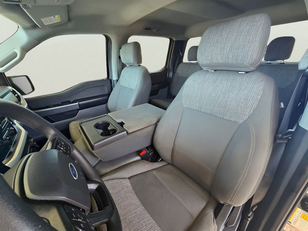 Used 2021 Ford F150 XLT image 3