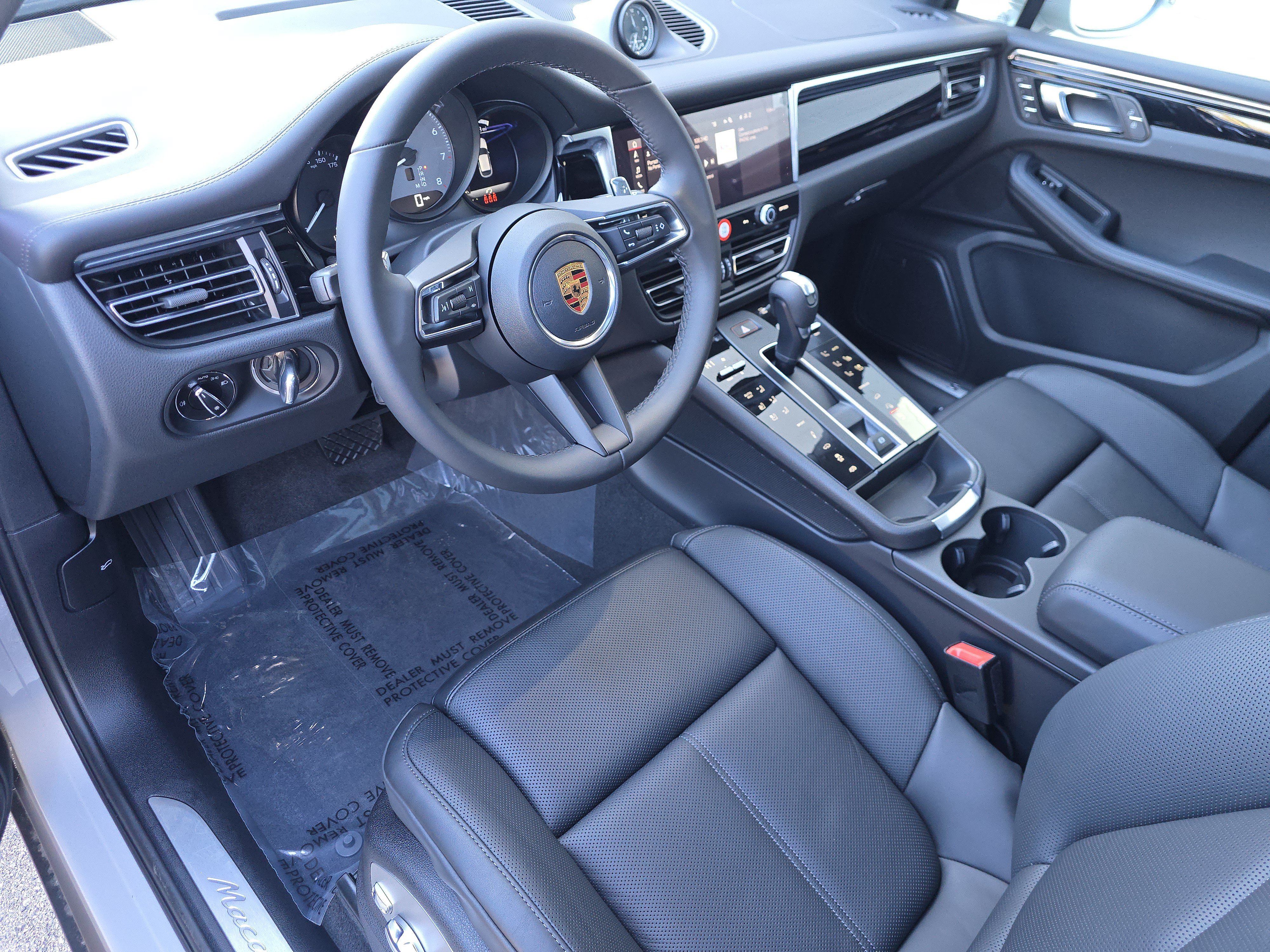 New 2026 Porsche Macan S AWD/4WD image 4