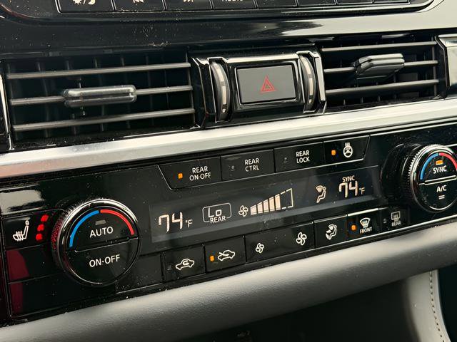 Used 2024 Nissan Pathfinder SL w/ SL Premium Package image 23