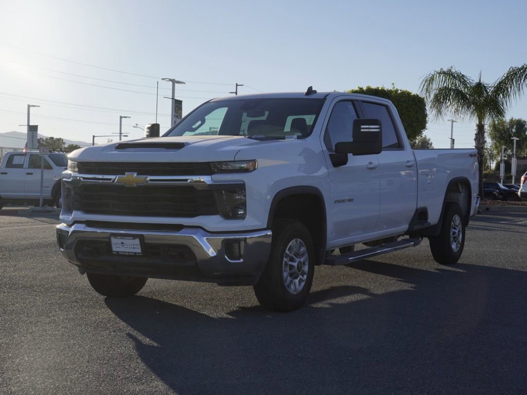 Used 2025 Chevrolet Silverado 2500 LT w/ Convenience Package image 8