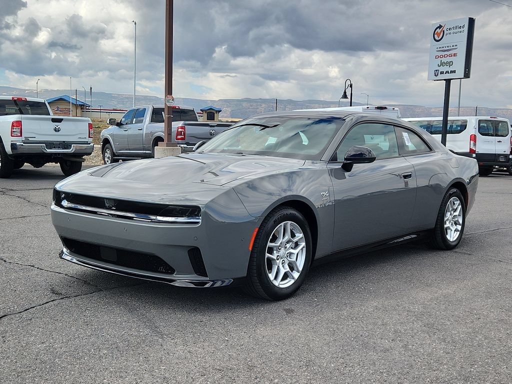 Used 2025 Dodge Charger Daytona R/T w/ Quick Order Package 25M R/T AWD/4WD image 2