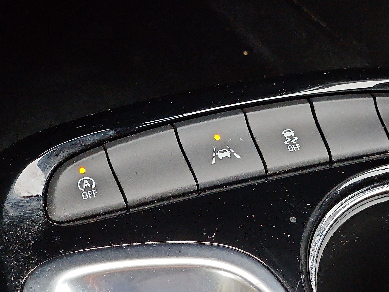 Certified 2023 Buick Encore GX Preferred w/ Cold Weather Comfort Package image 24