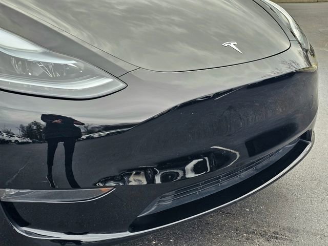 Used 2025 Tesla Model Y Long Range image 3