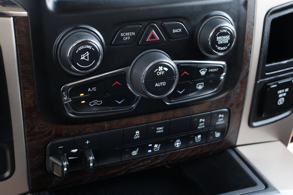 Used 2016 RAM 1500 Laramie Longhorn w/ Convenience Group image 31