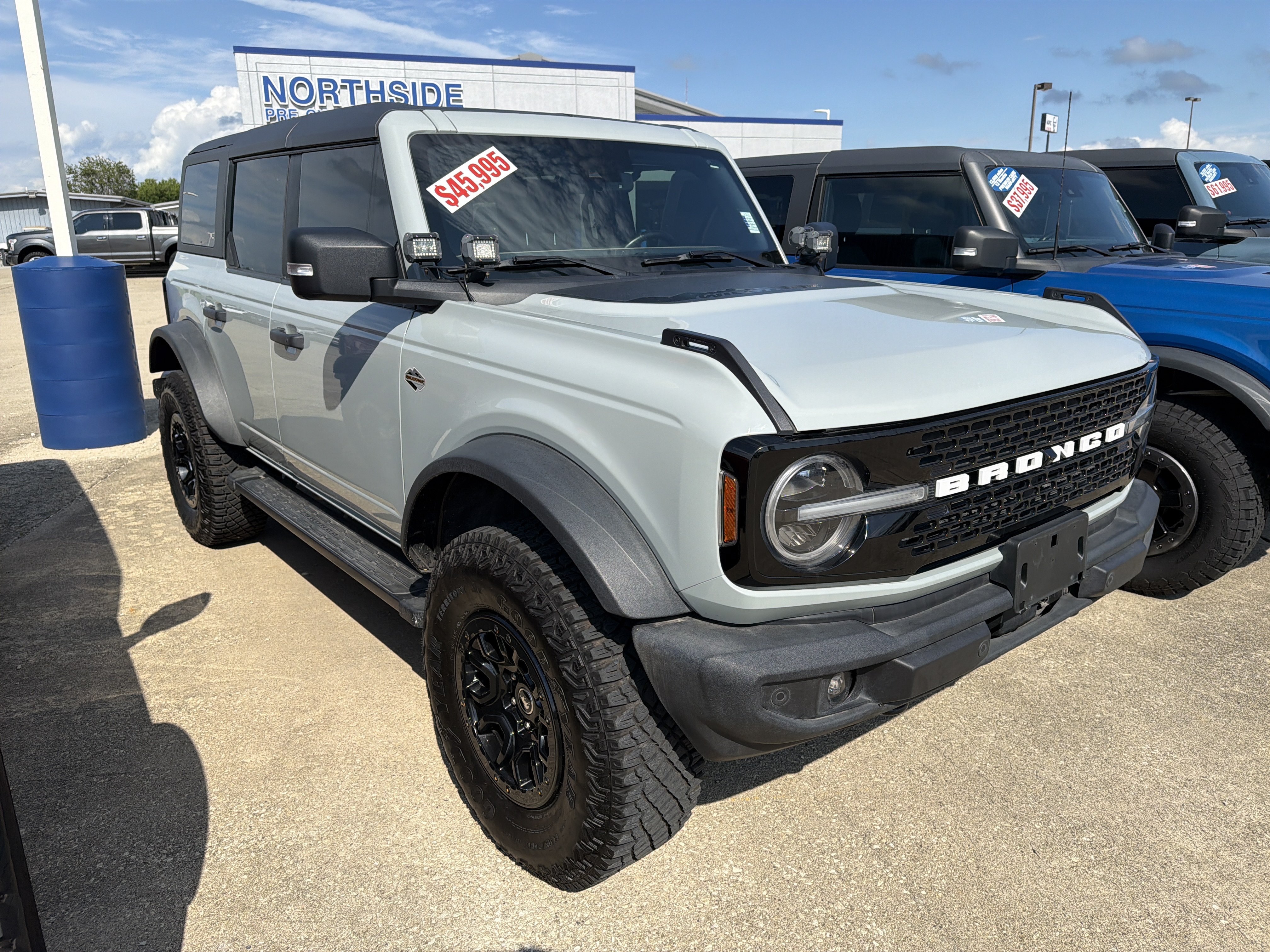 Used 2022 Ford Bronco Wildtrak AWD/4WD image 2