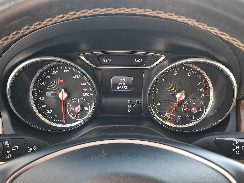Used 2020 Mercedes-Benz GLA 250 4MATIC w/ Premium Package image 20