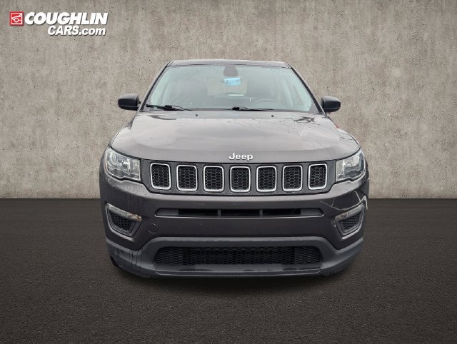 Used 2019 Jeep Compass Sport w/ Tech Group AWD/4WD image 2