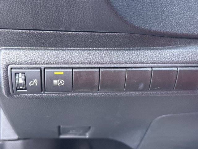 Used 2024 Toyota Corolla LE FWD image 23
