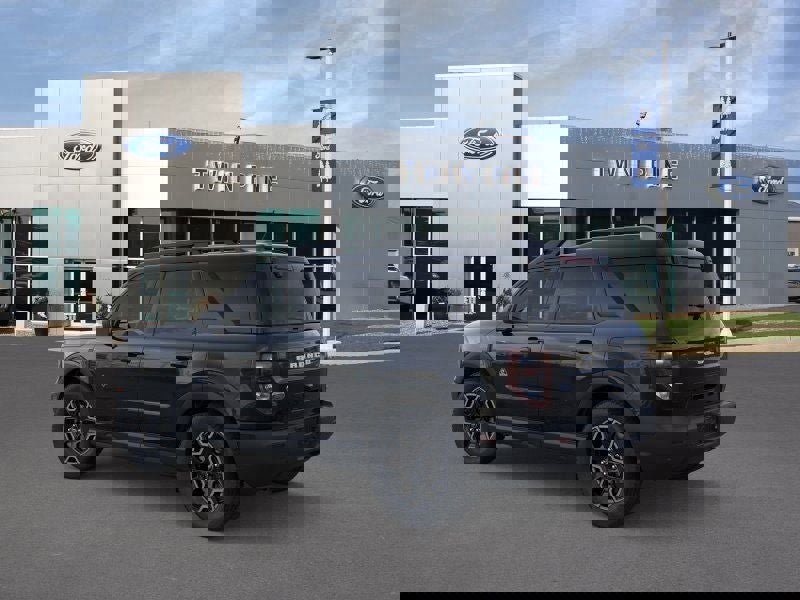 New 2025 Ford Bronco Sport Outer Banks image 4