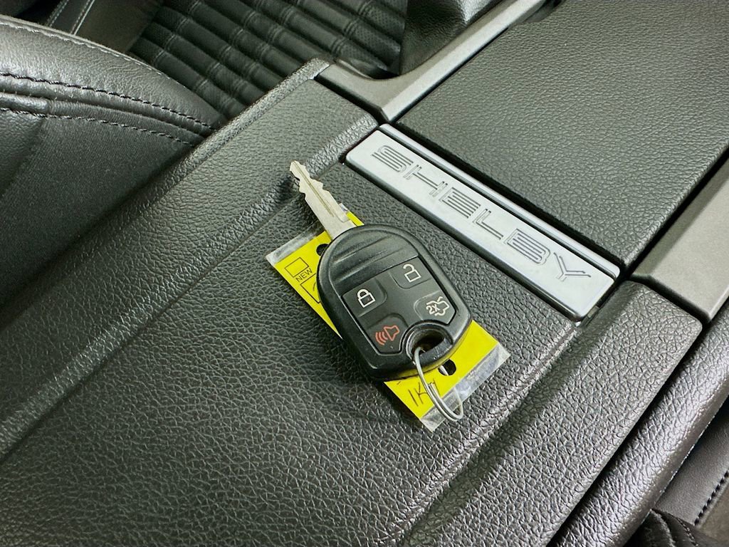 Used 2013 Ford Mustang Shelby GT500 image 39