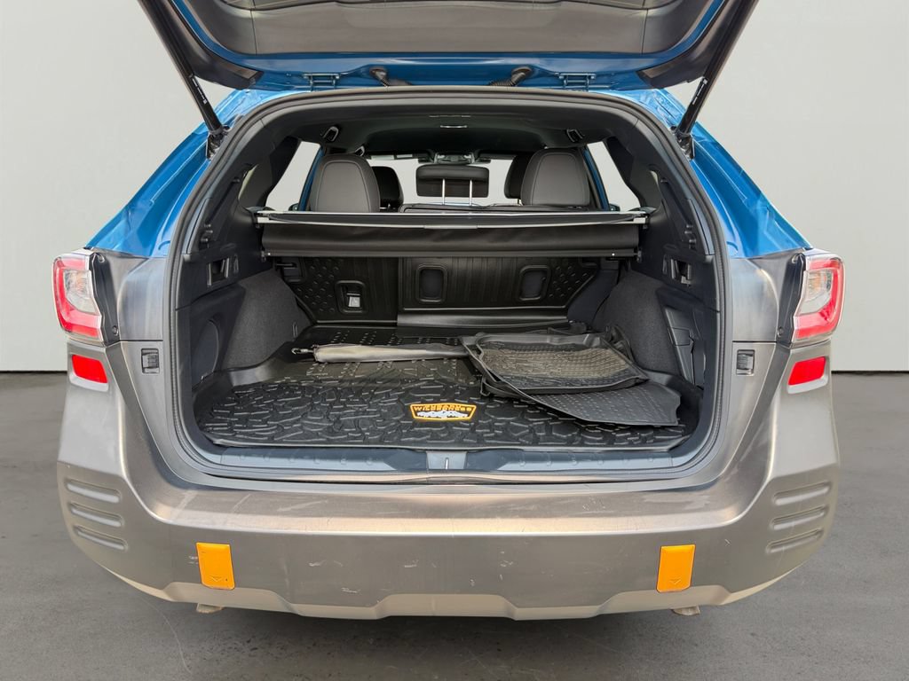 Used 2025 Subaru Outback Wilderness AWD/4WD image 11