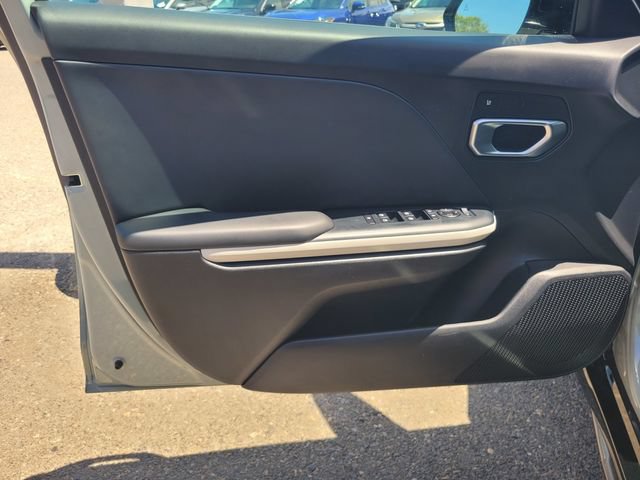 Used 2025 Kia K4 EX FWD image 16