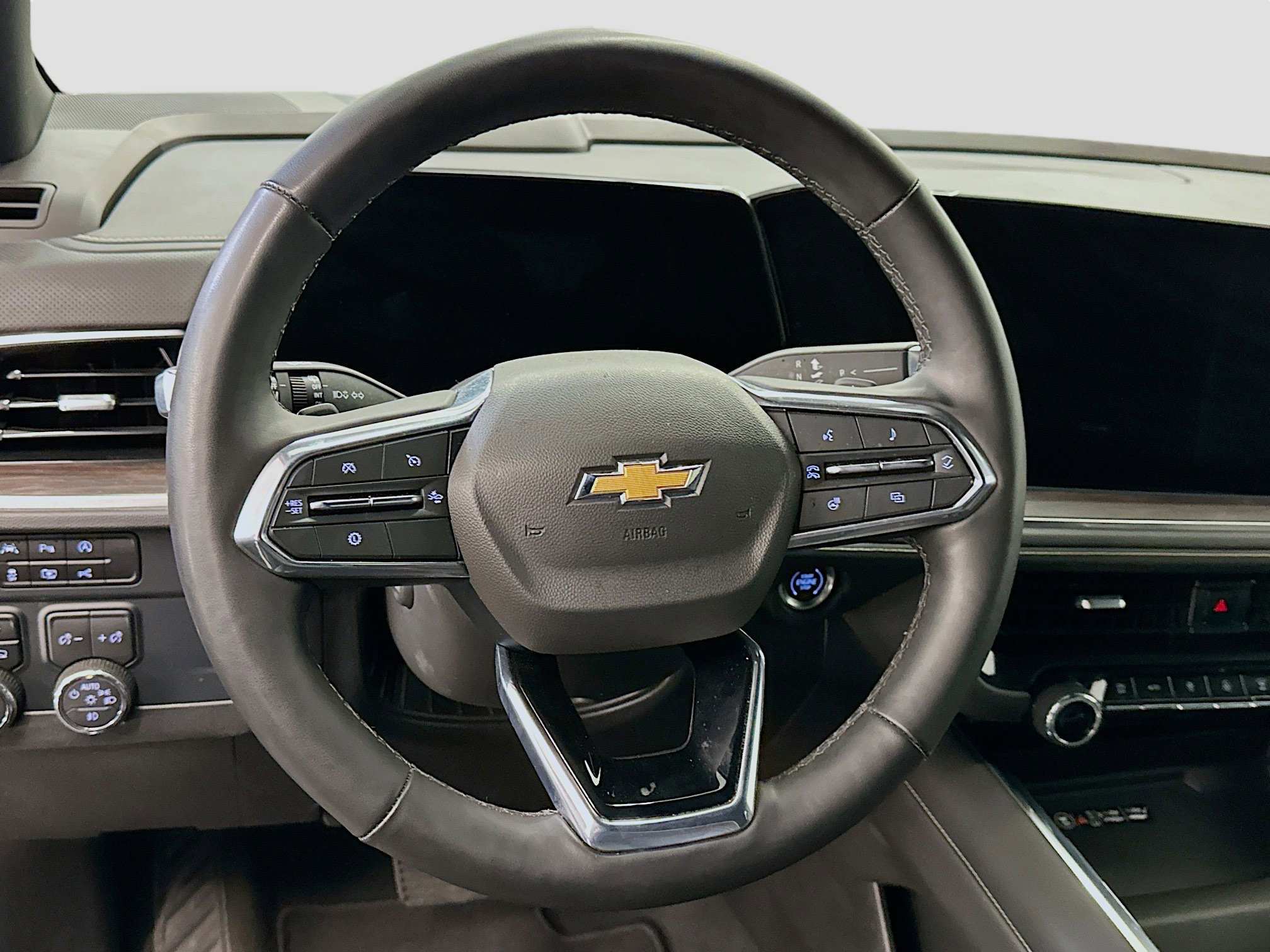 Used 2025 Chevrolet Tahoe Premier image 18