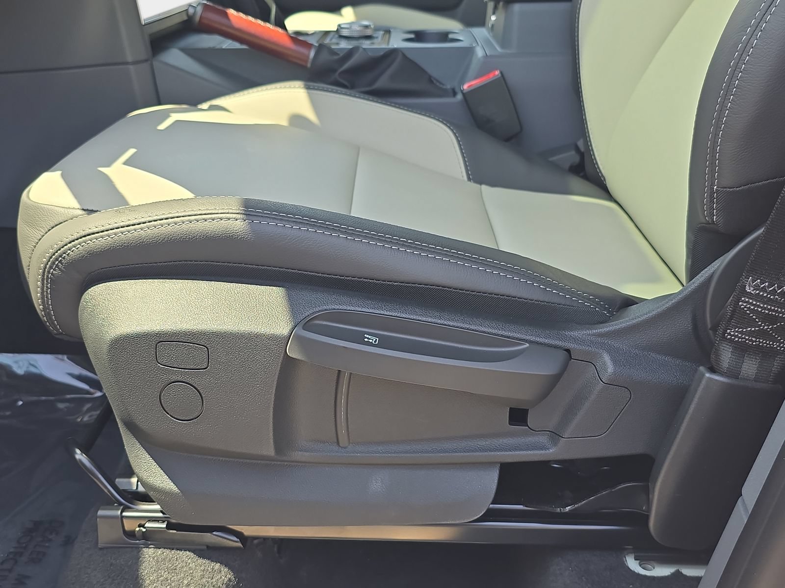 New 2026 INEOS Grenadier Station Wagon AWD/4WD image 17