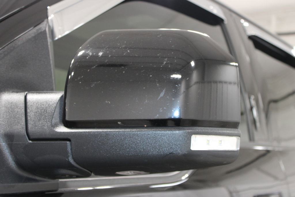 Used 2019 Ford F150 Lariat w/ Equipment Group 502A Luxury AWD/4WD image 17