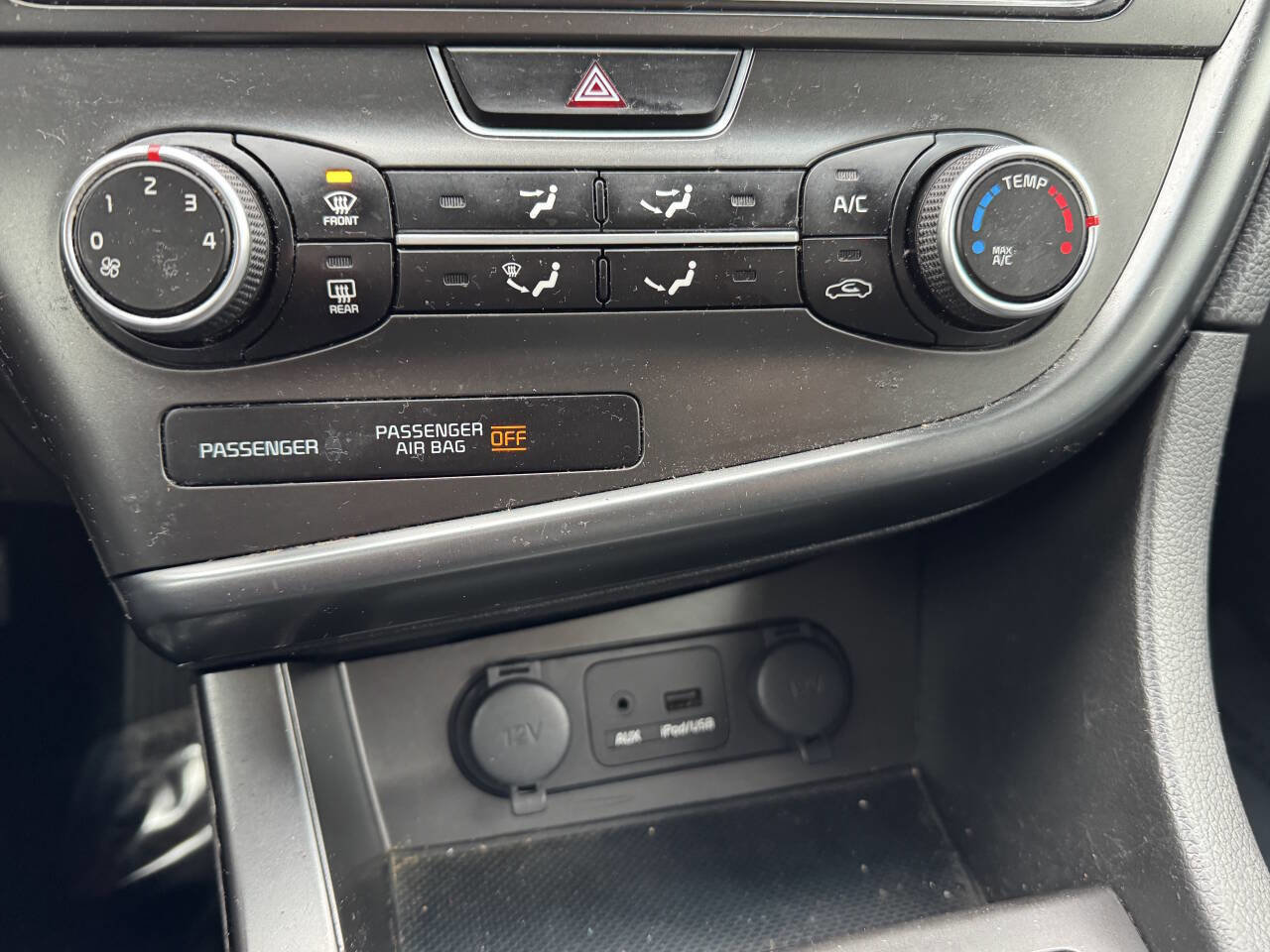 Used 2015 Kia Optima LX image 20