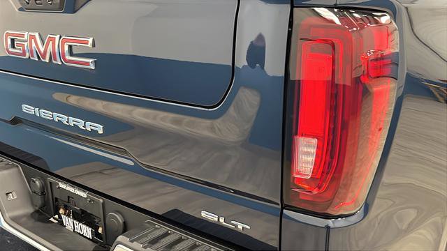 Used 2023 GMC Sierra 1500 SLT image 33