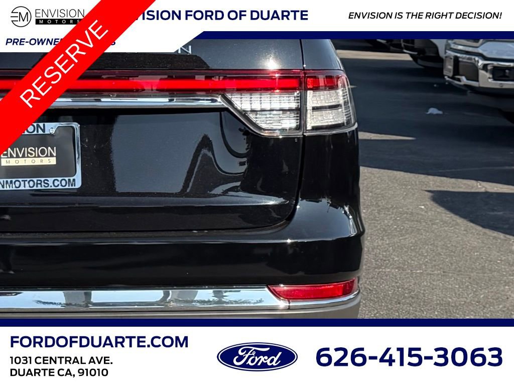 Used 2023 Lincoln Aviator Reserve image 9