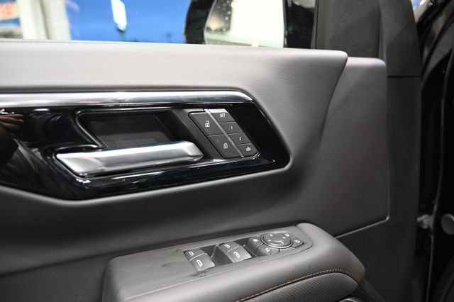 New 2026 Chevrolet Suburban High Country AWD/4WD image 31