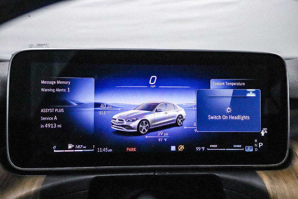 Used 2025 Mercedes-Benz C 300 4MATIC Sedan image 25