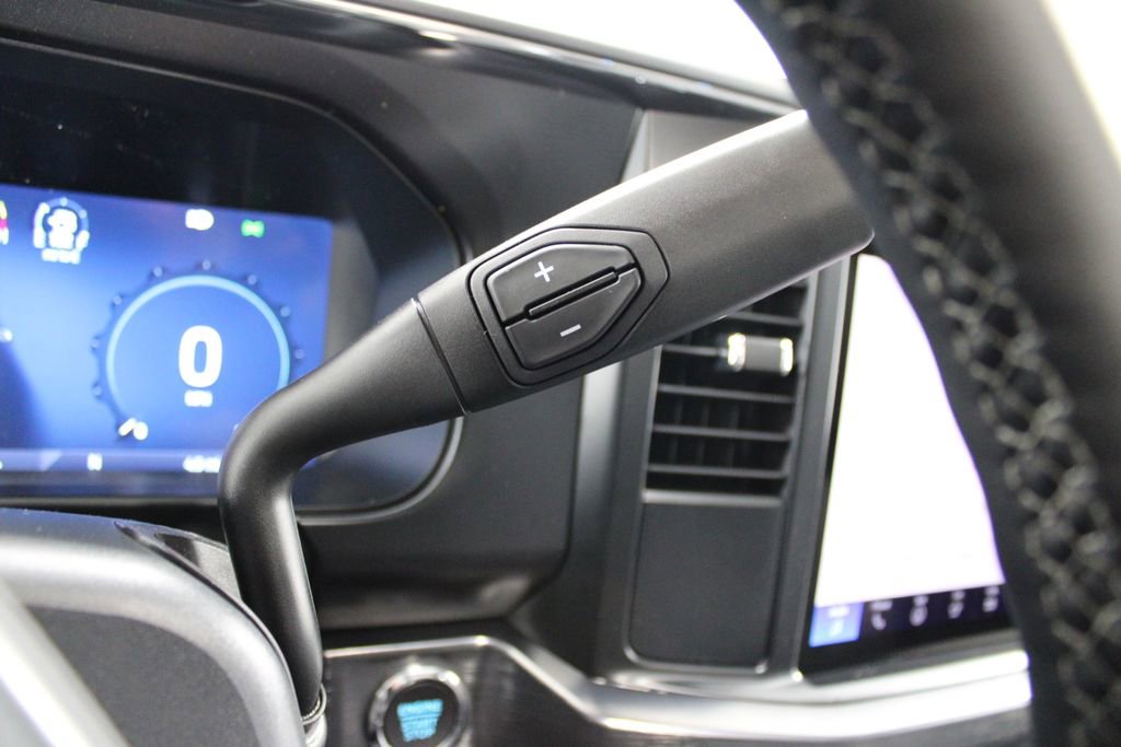 New 2026 Ford F250 Lariat w/ Chrome Package image 40